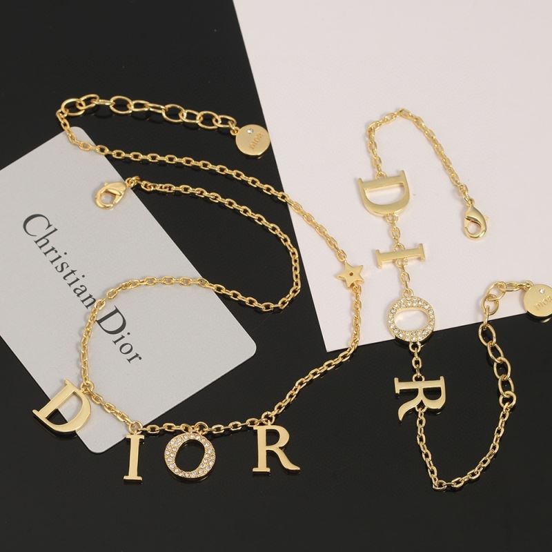 chr1st1an D10r necklaces